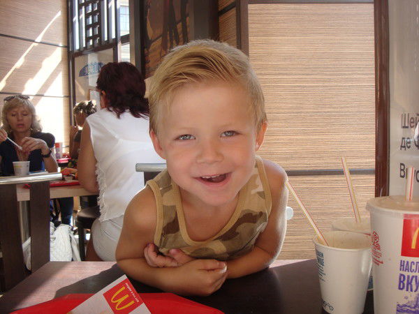 Артём Гузеев