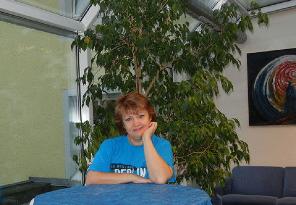 Людмила Перова