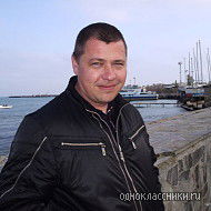 Дмитрий Xулапа