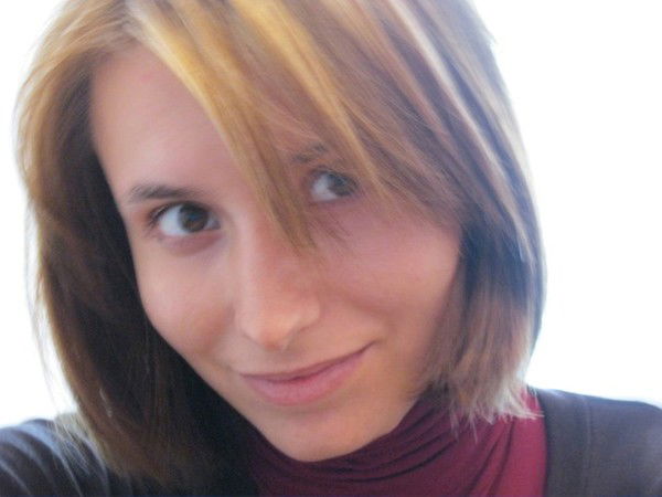 Лена Константинова