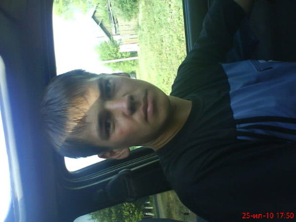 Олег Никитин