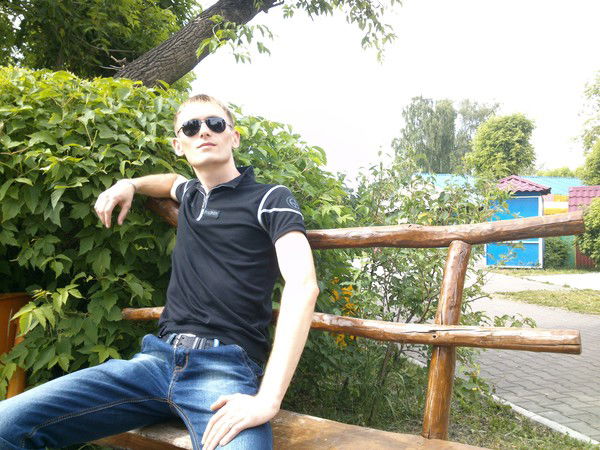 Александр Тархов