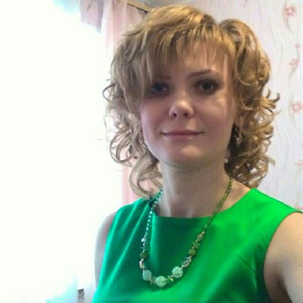 Юля Деревянко