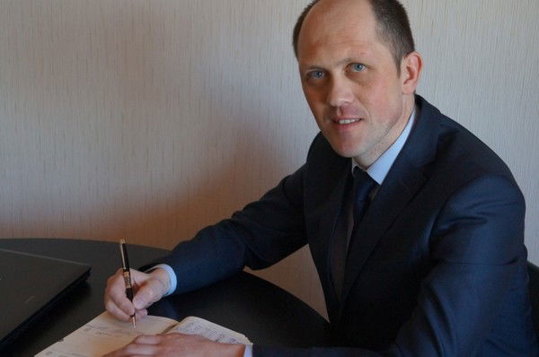 Дмитрий Устинов