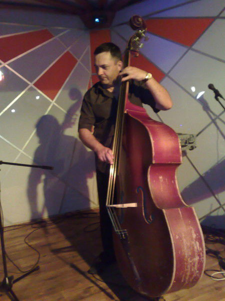 Владимир Дебура