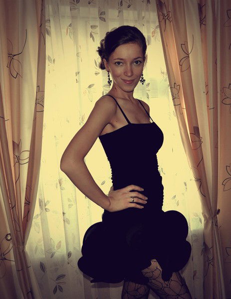 Аня Костина