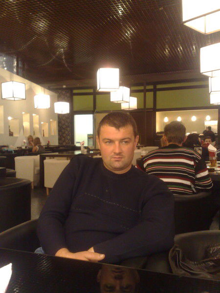 Юра Становов