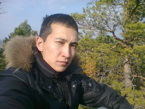 Данияр Жамакин