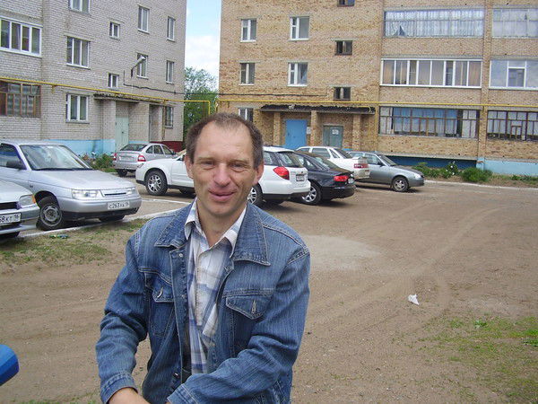 Валера Челышев