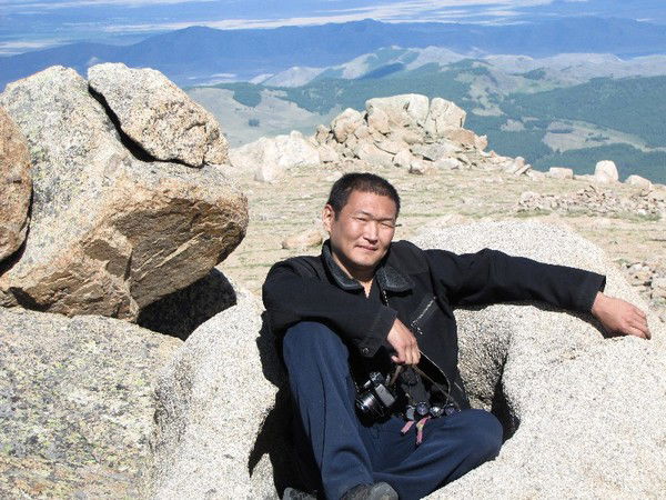 Владимир Паву