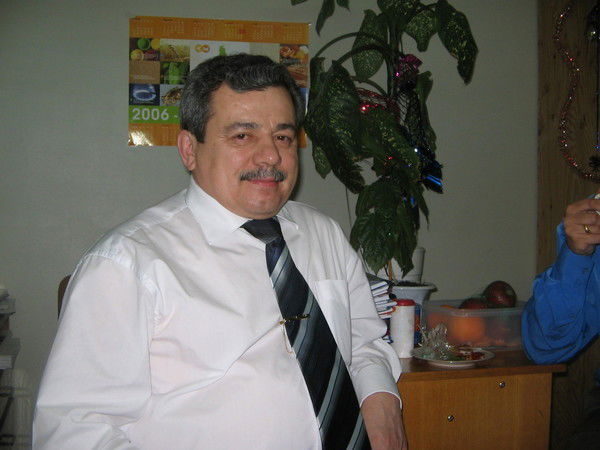 Виктор Иванов