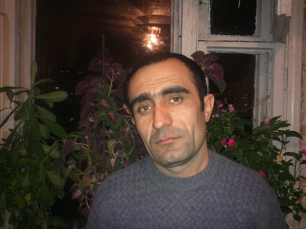 Асрор Шохонов