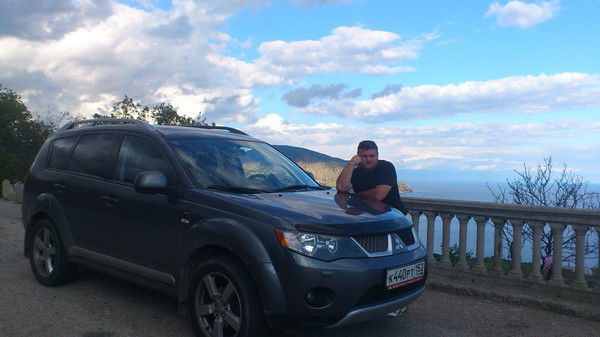 Евгений Аниканов