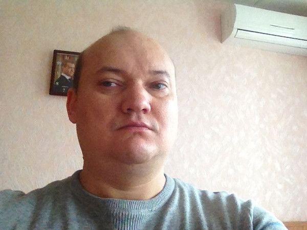 Евгений Иванов