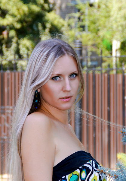 Елена *********