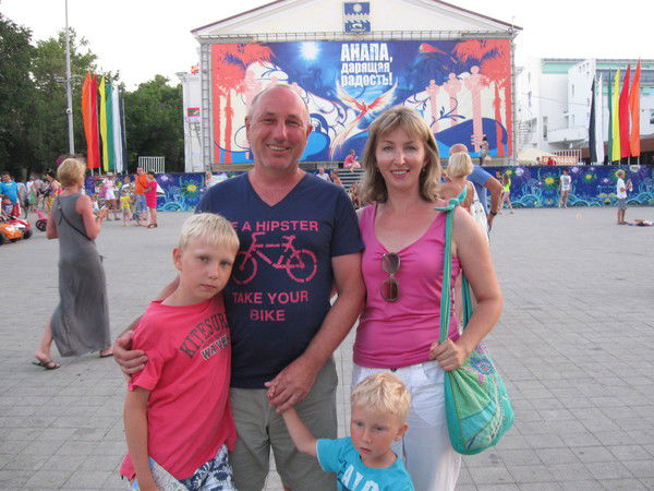 Олег Лоенко