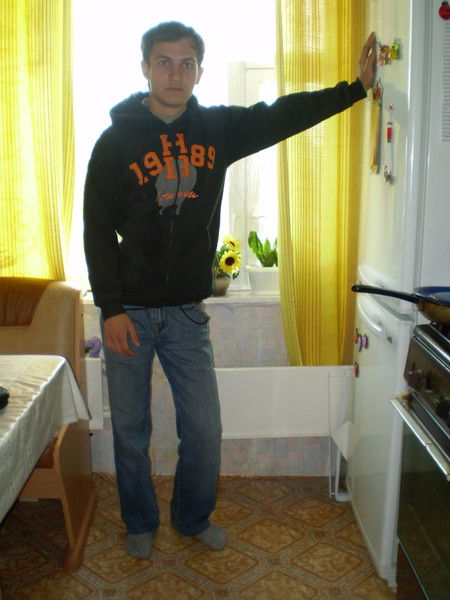 Толик Яблоков