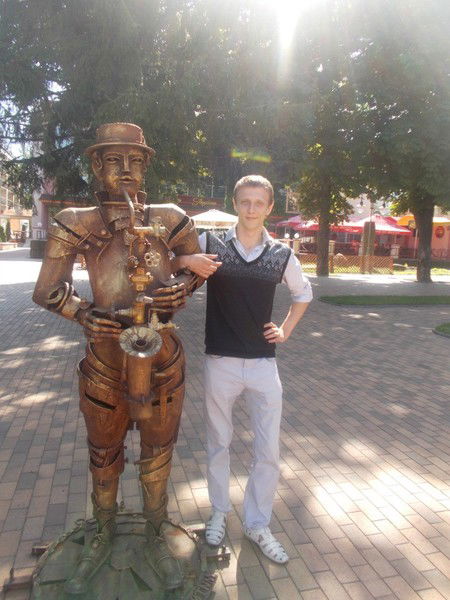 Ваня Данилюк