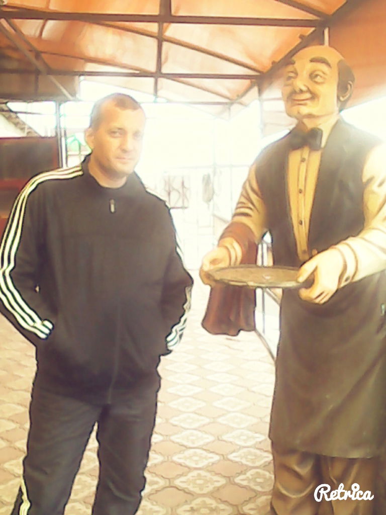 Игорь Иванов