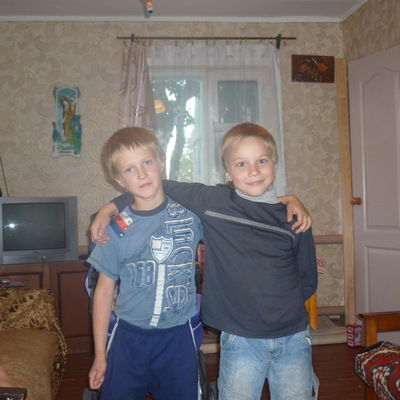 Влад Болобонов