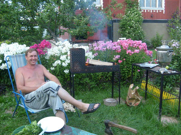 Юрий Старков