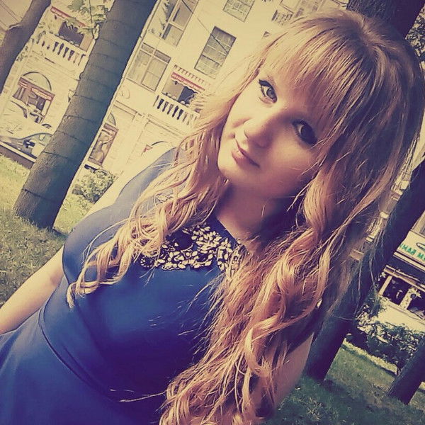 Анна Луганцева