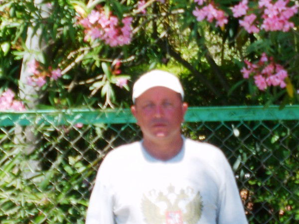 Виктор Славянов