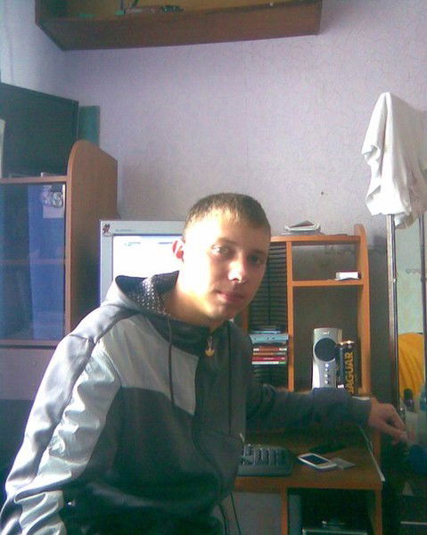 Александр Жарков