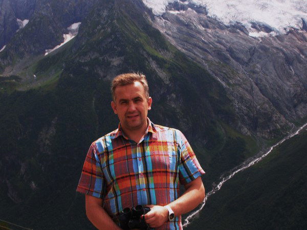 Роман Яманов