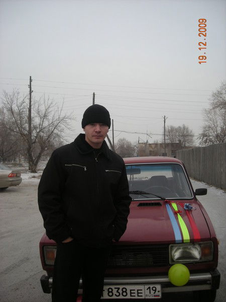 Александр Плескачёв