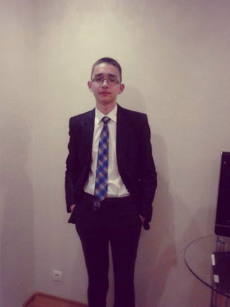 Руслан Уразбаев