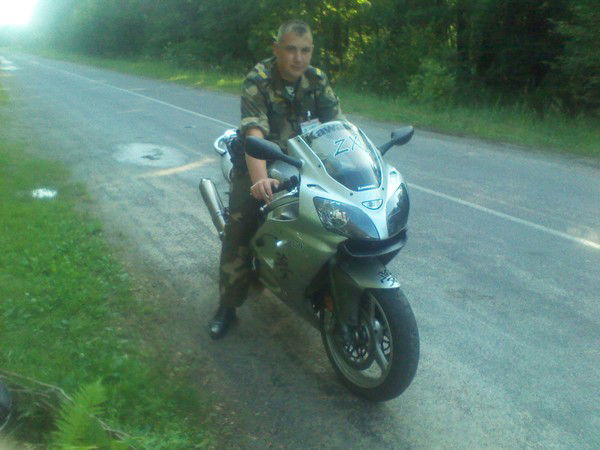 Виктор Златин