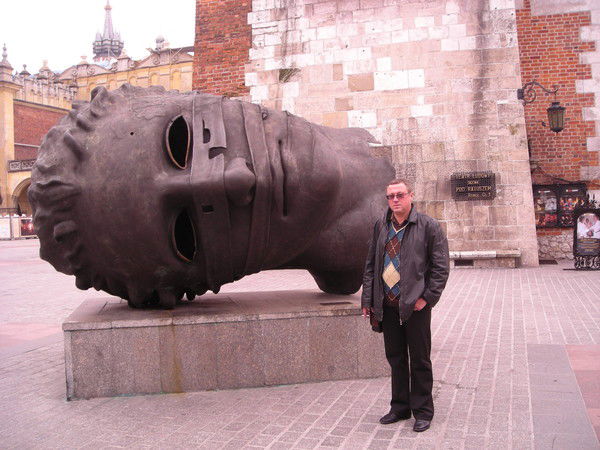 Евгений Попов