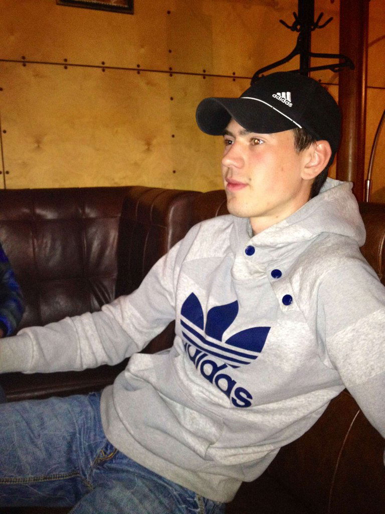 Максим Волков