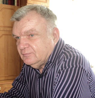 Николай Остапов