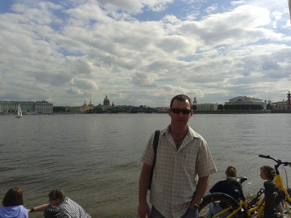 Александр Тарасов