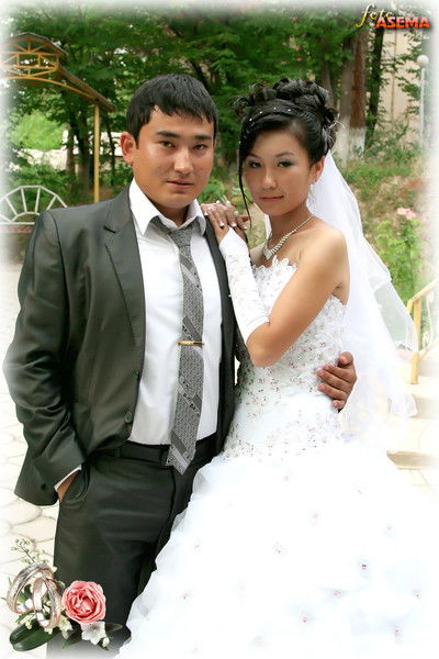 Акмарал Апсатарова