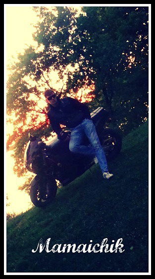 Витёk Мамкин