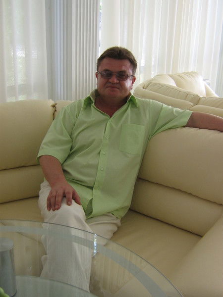 Анатолий Токтаев