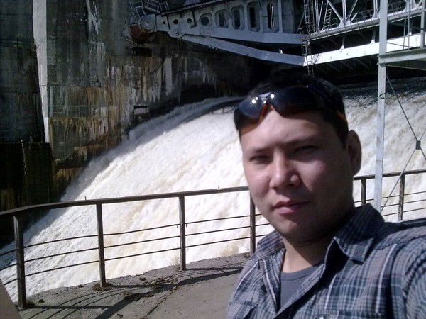 Юрий Суслонов