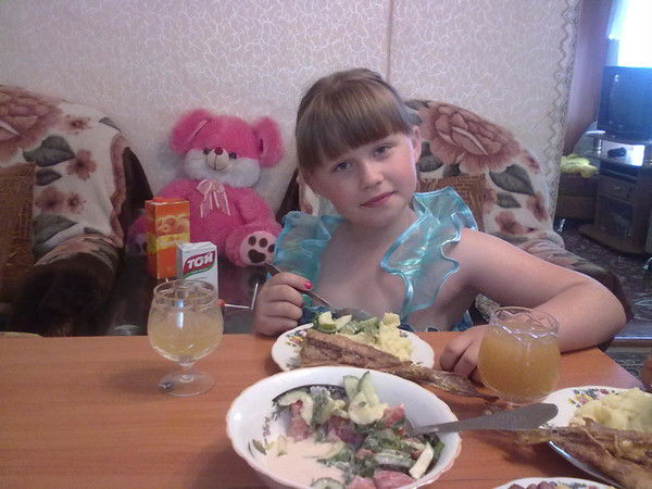 Николь Шаповалова