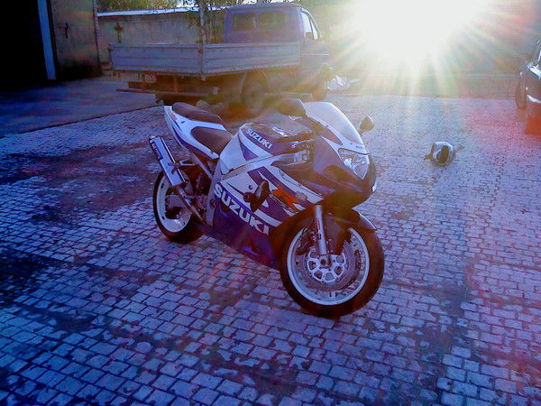 Неизвестно Неизвестно