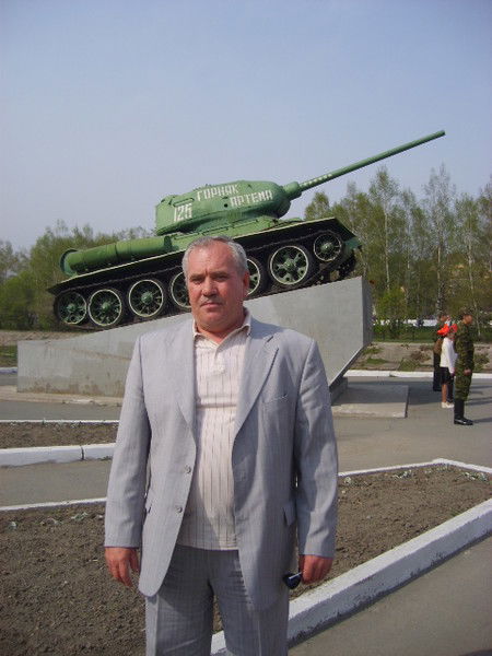 Анатолий Запертов