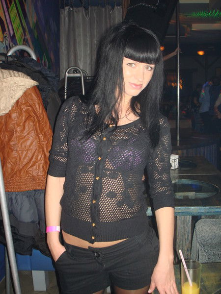 Лена Леонова