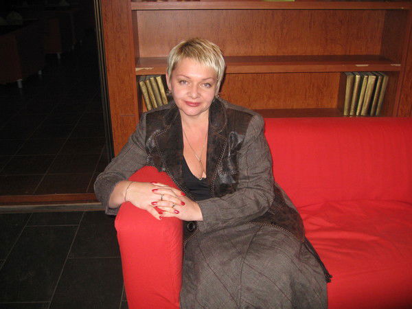 Лена Илюшова