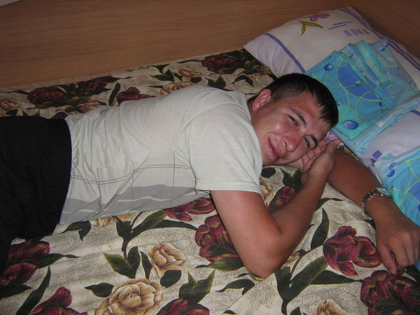 Павел Шустов