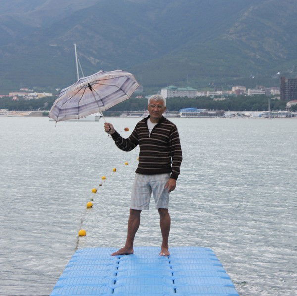 Смирнов Геннадий