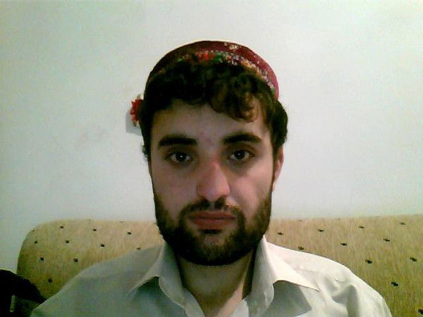 Шероз Тошмухамедов