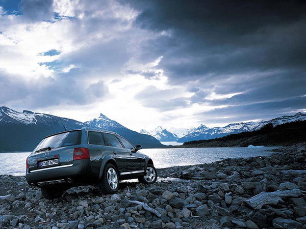 Алишер Назаров