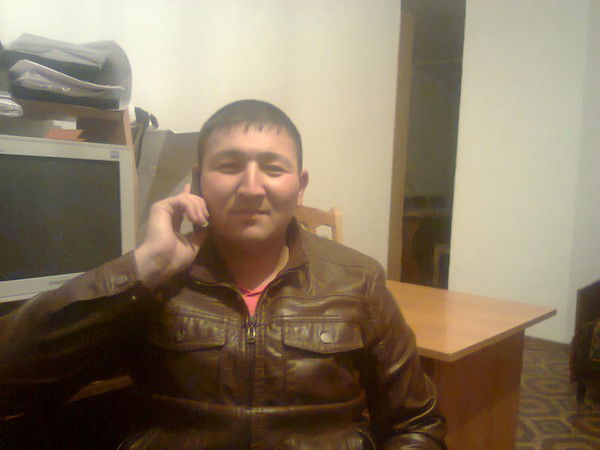 Алмаз Утенов